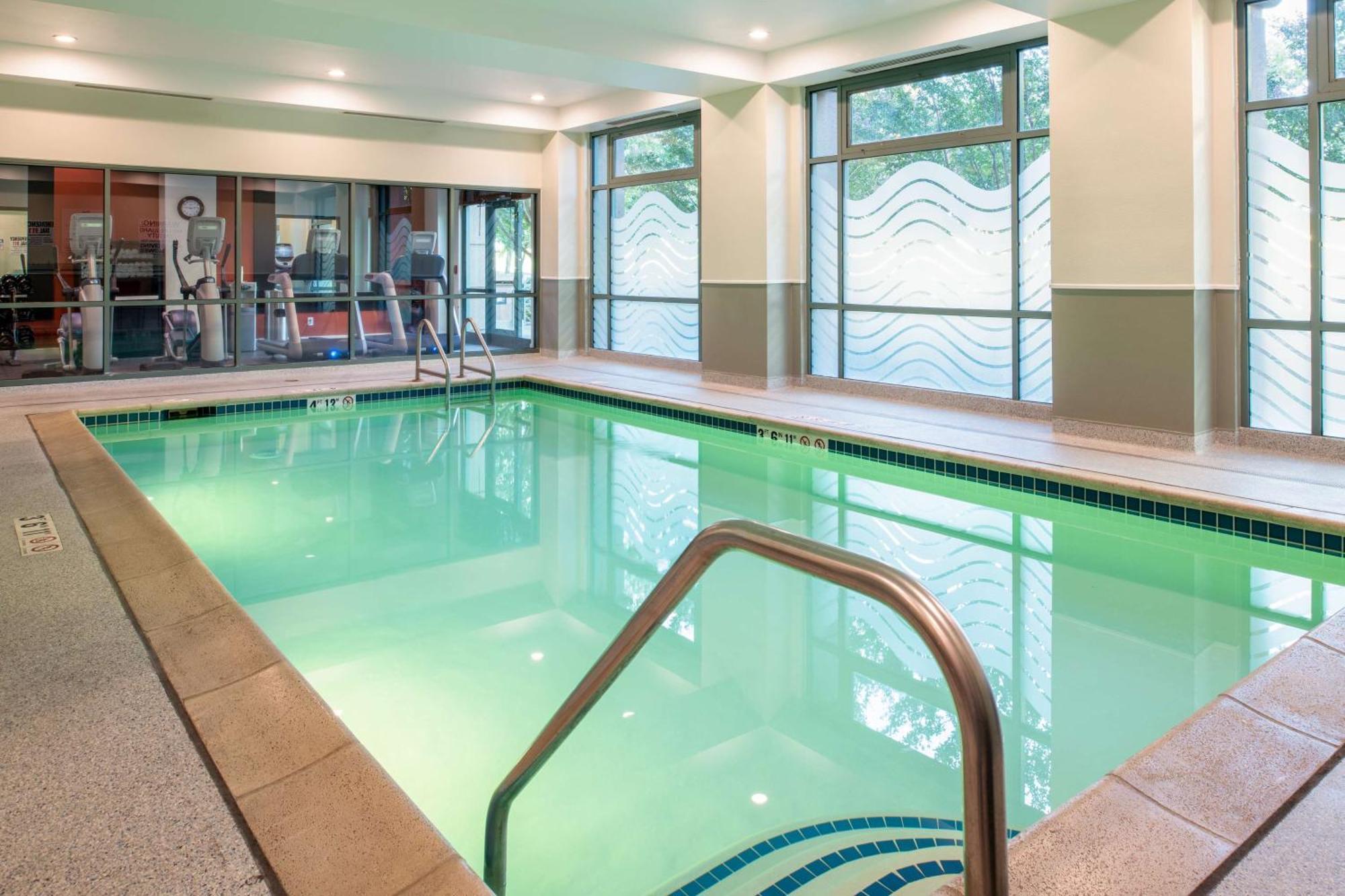 Embassy Suites By Hilton Sacramento Riverfront Promenade Bagian luar foto